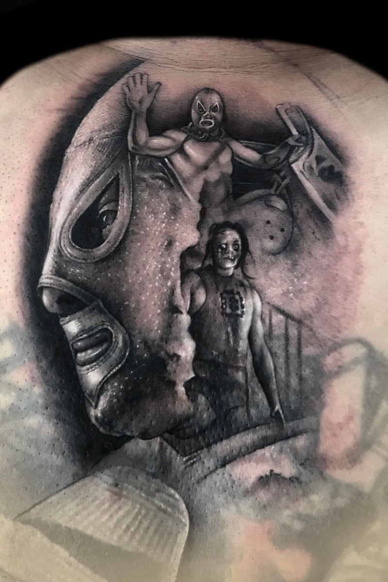Tatuaje Santo contra las momias