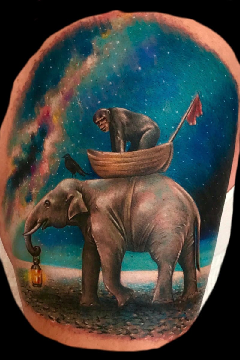 Tatuaje Elefante Cósmico