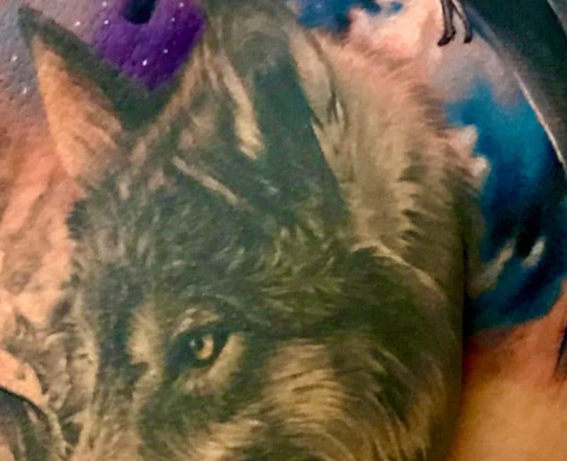Tatuaje Lobo Precipicio