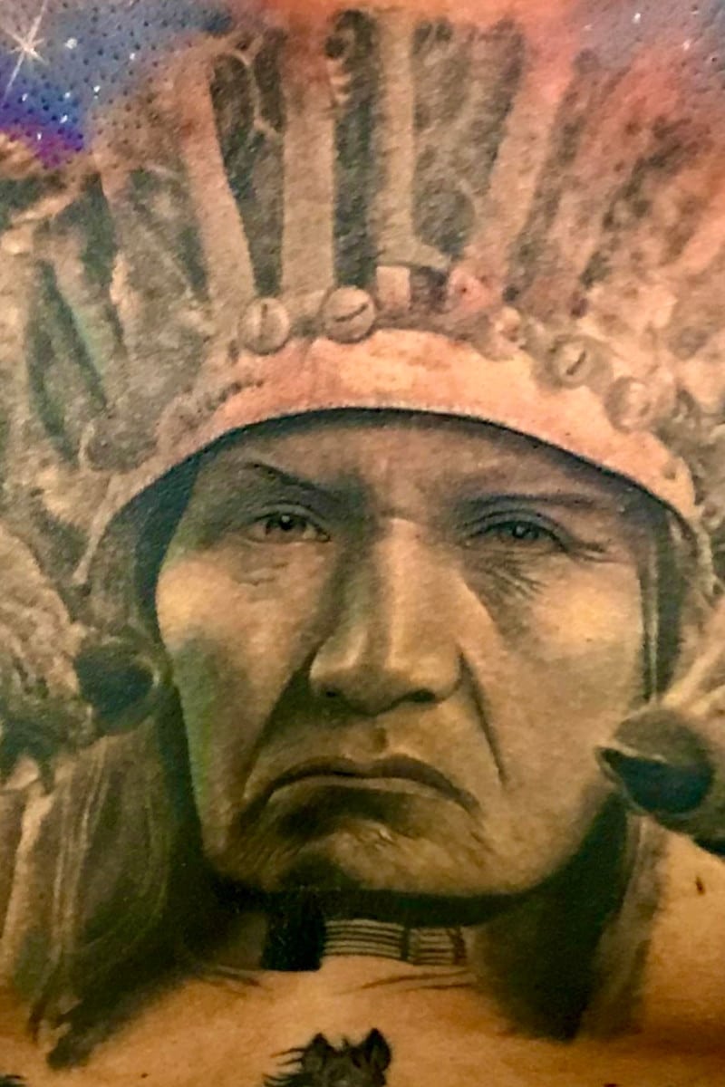 Tatuaje Indio Close-Up
