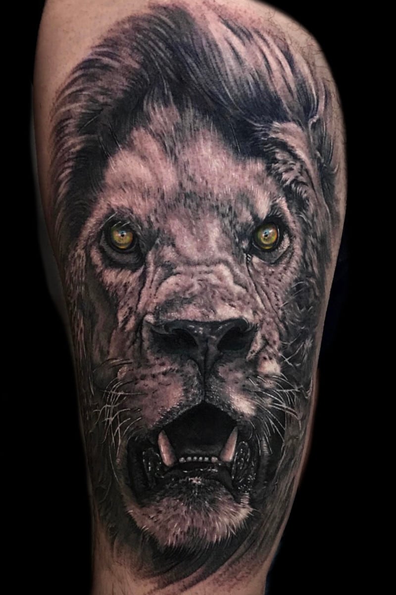 Tatuaje León Realista