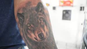 Vamos a trabajar con negros y grises en este tatuaje
