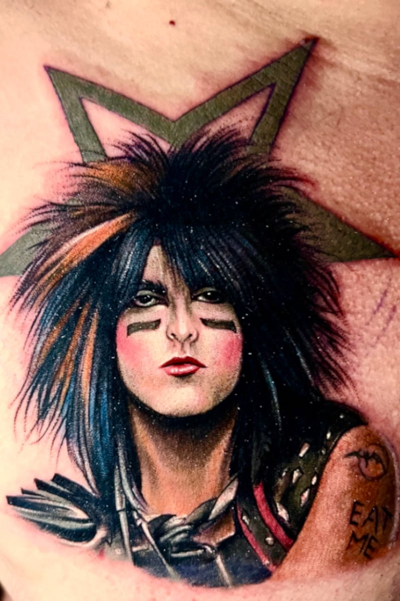 celebrity-nikki-sixx