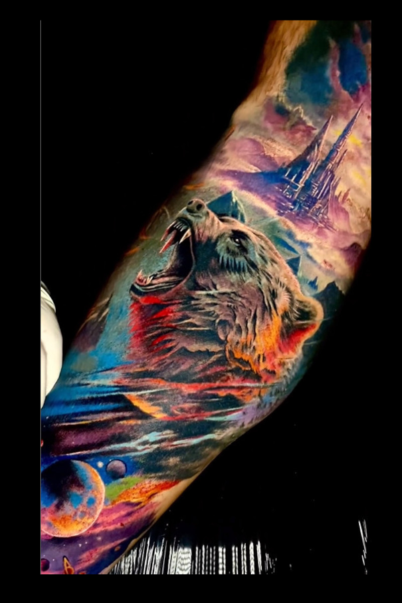 Animal-Bear-Universe-Color